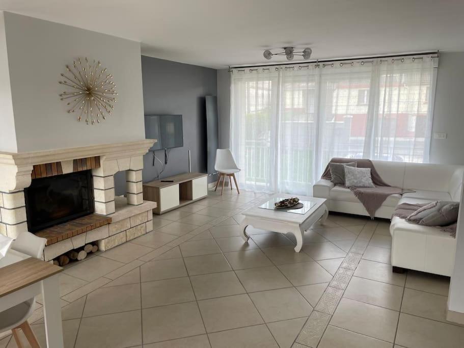 Maison D'Hotes Baslieux-sous-Chatillon Zewnętrze zdjęcie